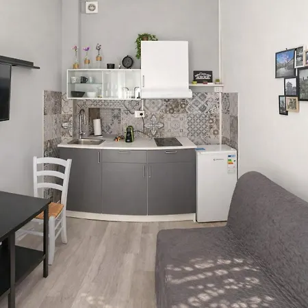 Casa Bon Bon, Tra Il Valentino E Il Cuore Di * Torino